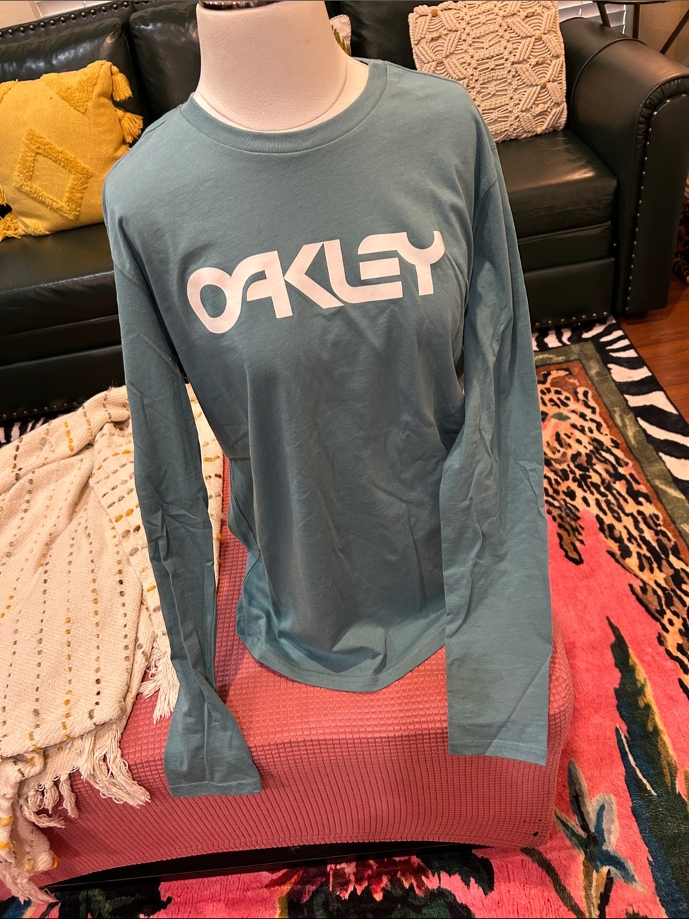 Oakley Teal Long Sleeve Logo Tee. NEW ITEM!!